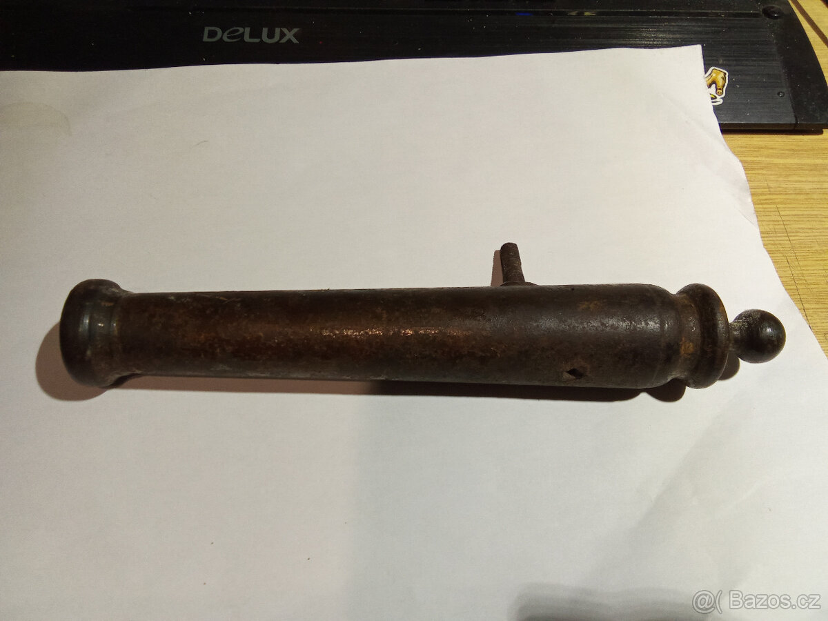 Stary puliitr a jine - 20