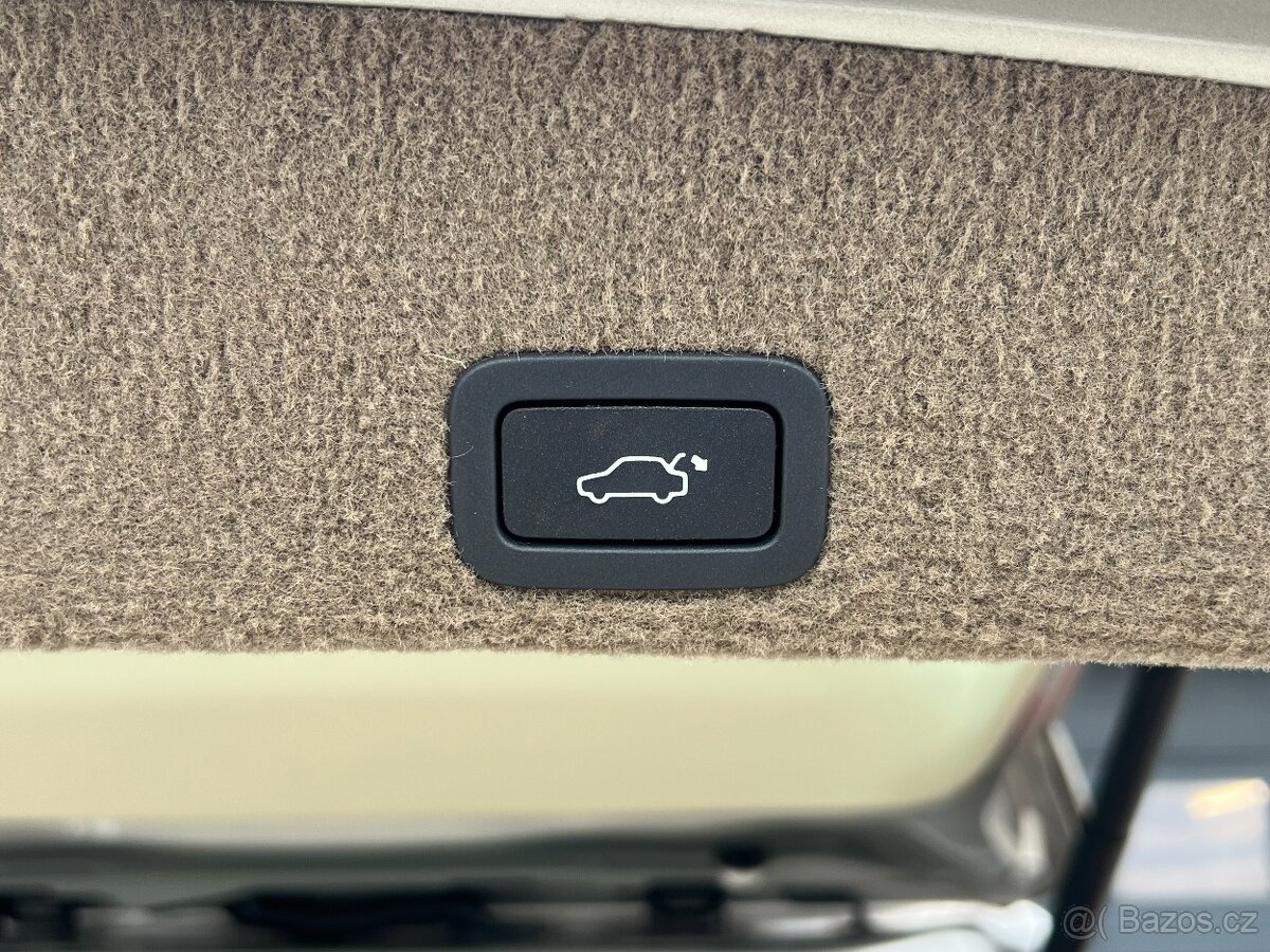 •Volvo XC60 D3 SUMMUM, ACC, NAVIGACE, SERVISKA• - 20