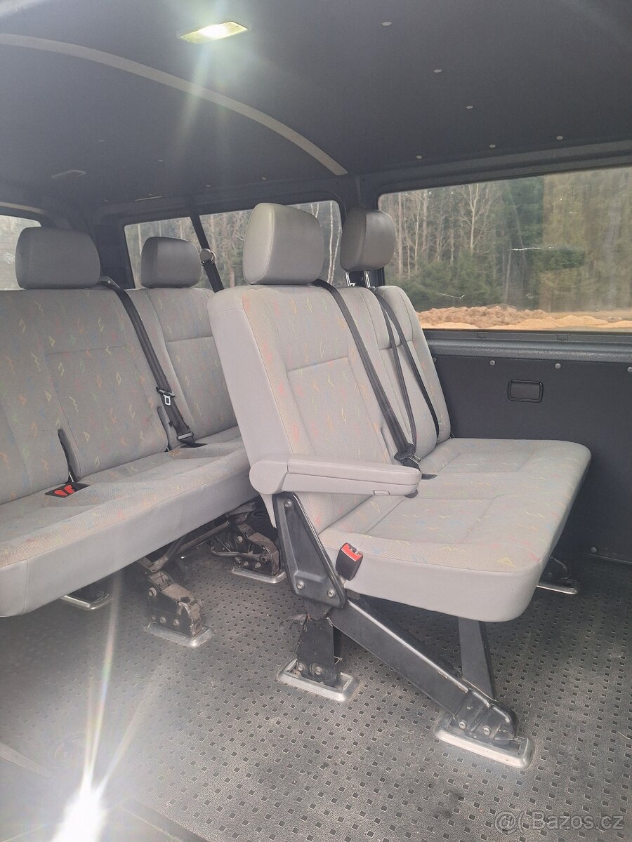 Transporter T-5 - 20