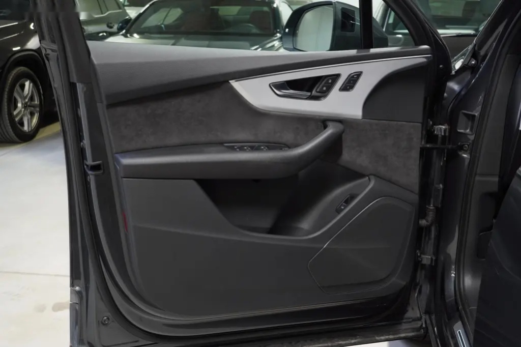 Audi Q7, 50TDI,S-LINE,NEZ.TOPENÍ,ČR,DPH - 20