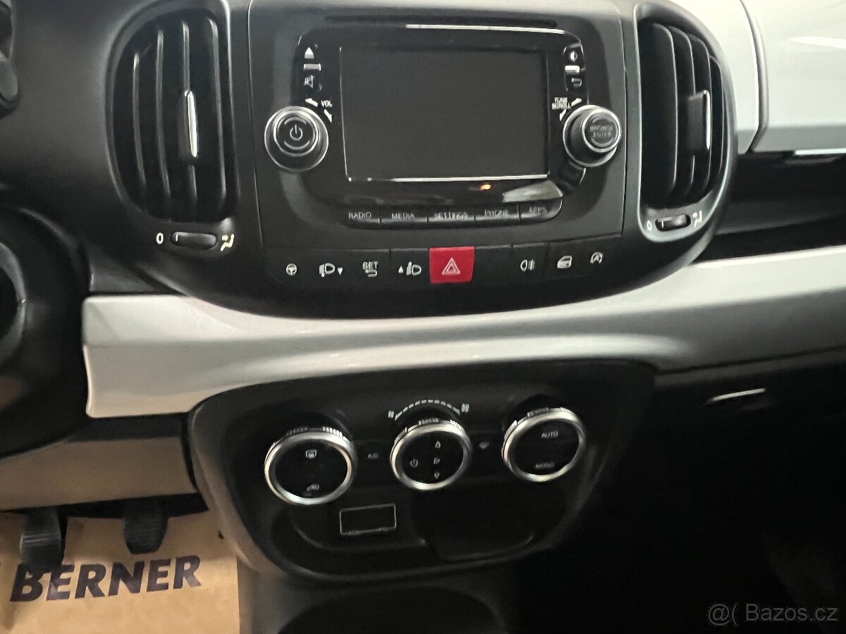Fiat 500L Living 7 MÍST TZ VYHŘ.SEDAČKY DIGIKLIMA TEMPOMAT - 20