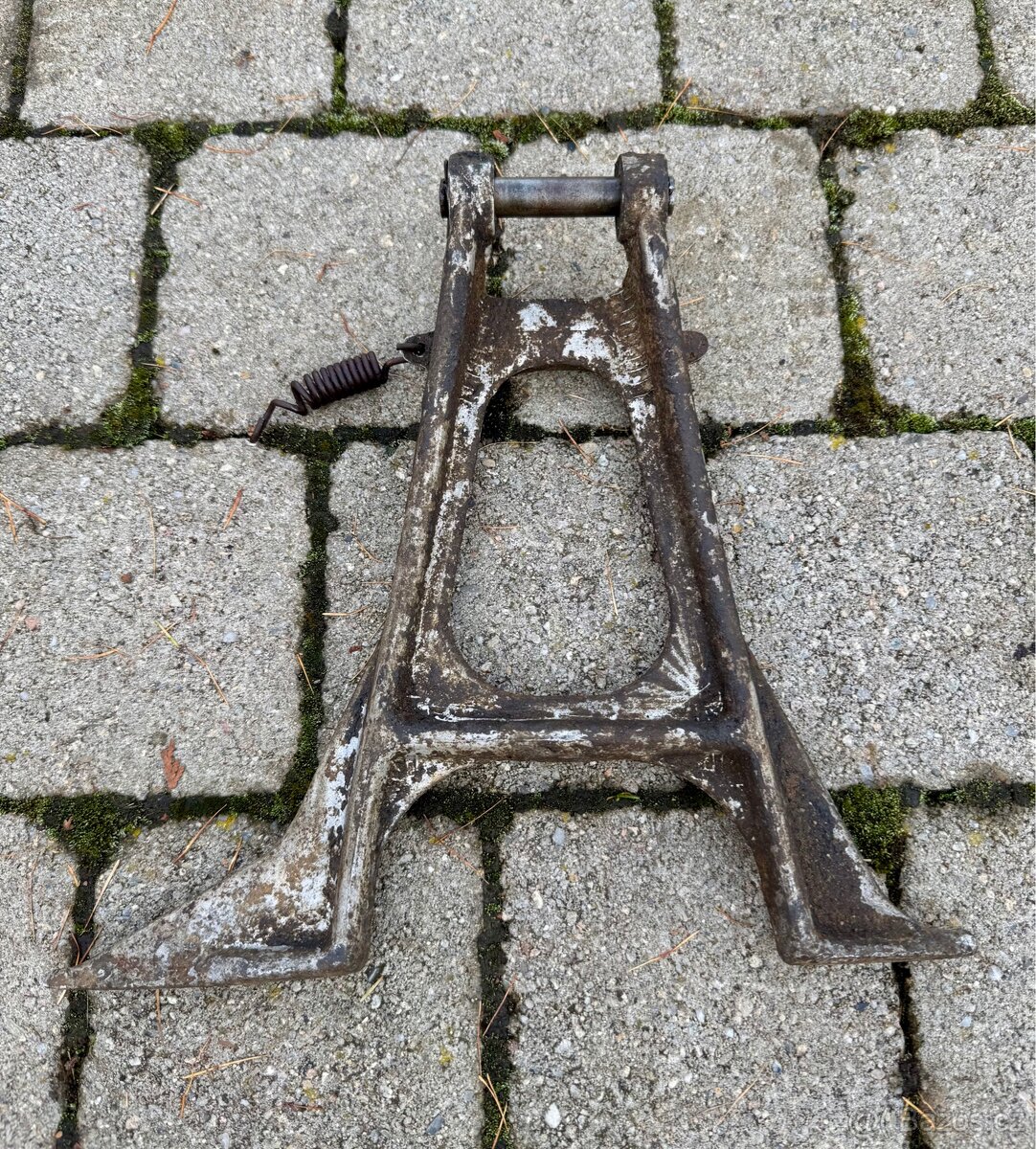 CZ 125 175 250 kyvacka - dily - 20