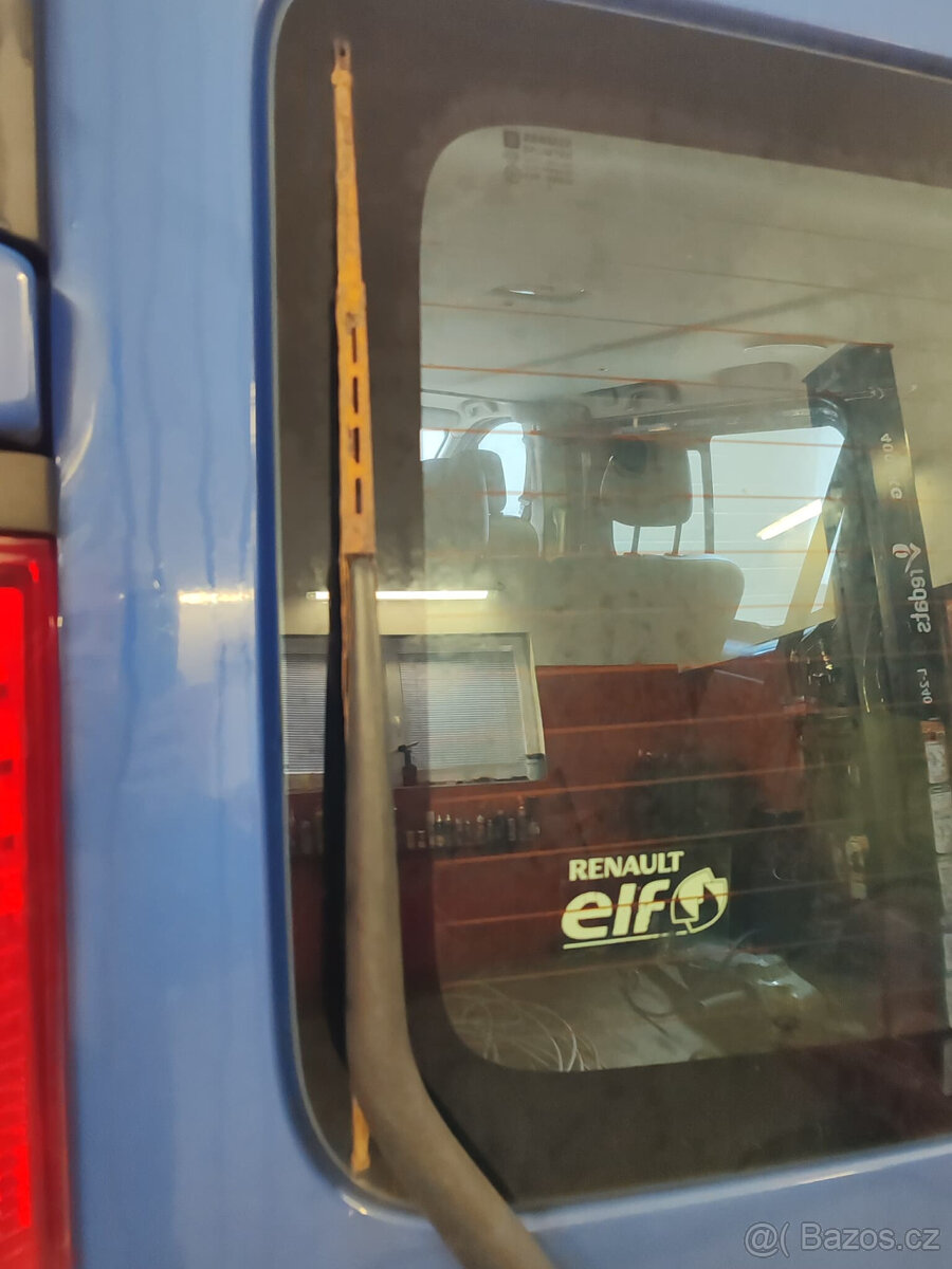 Prodám Renault Trafic 2013, nový motor po GO včetně rozvodů - 20