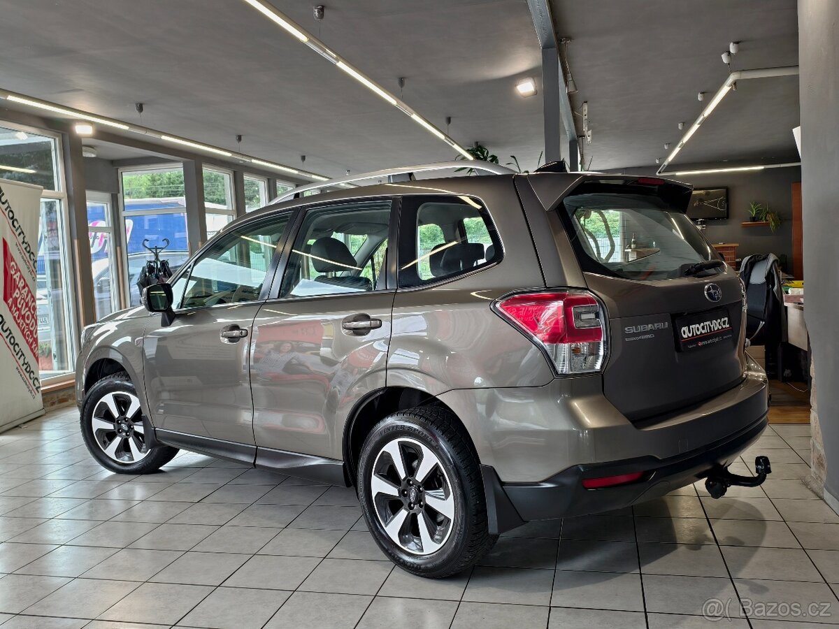 Subaru Forester 2.0 i 4x4, A/T, EXECUTIVE, DPH - 20