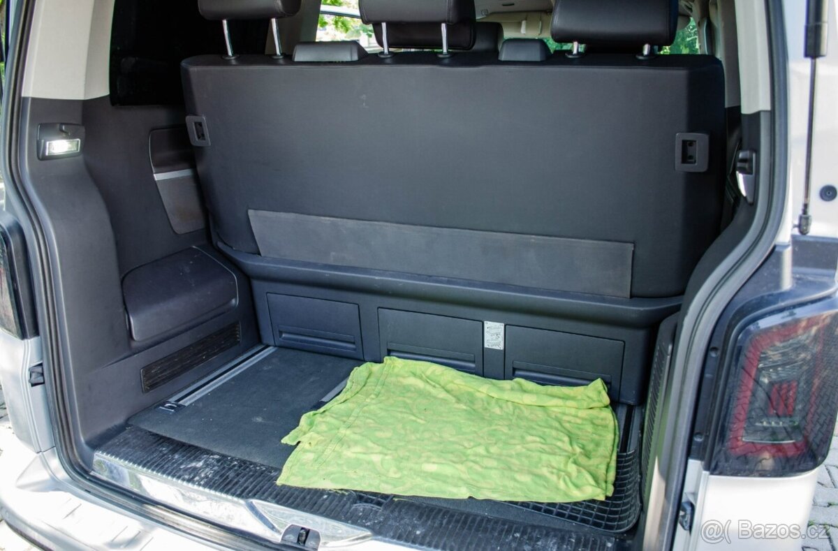 Volkswagen T5 Multivan 2.0 TDi DSG - 20