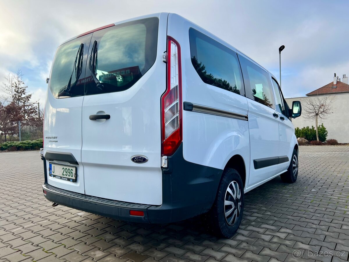 Ford Transit Custom Variobus 2,2 TDCi 92kW 9 míst - 20