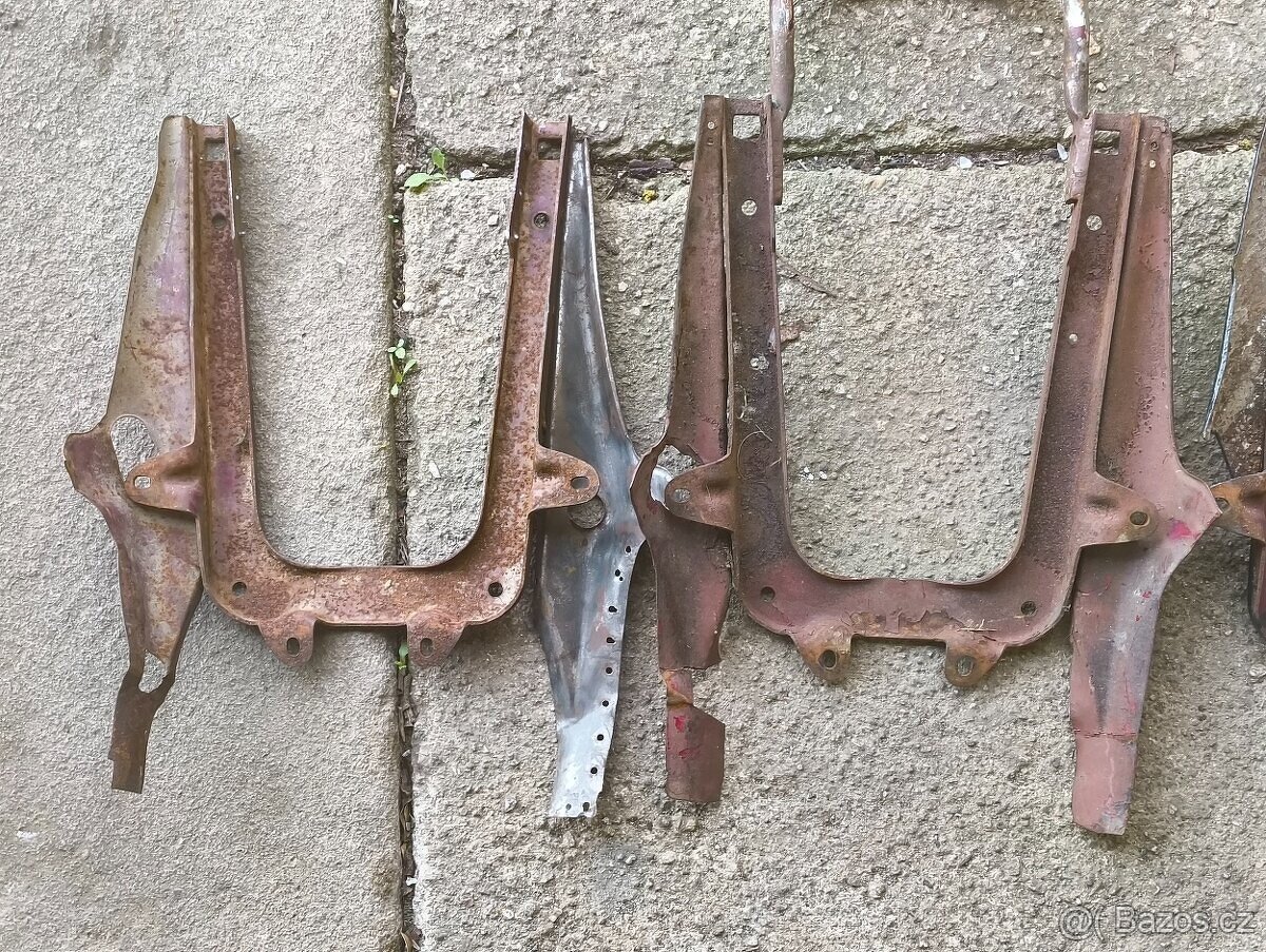 Podsedlový plech rámeček Jawa ČZ 125 175 250 350 353 354 450 - 20