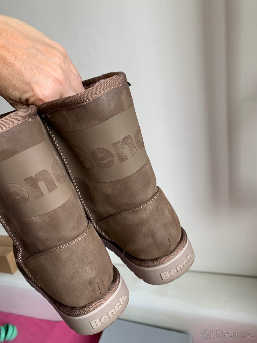 Nádherné zimní boty/ sněhule Bench nové - 20