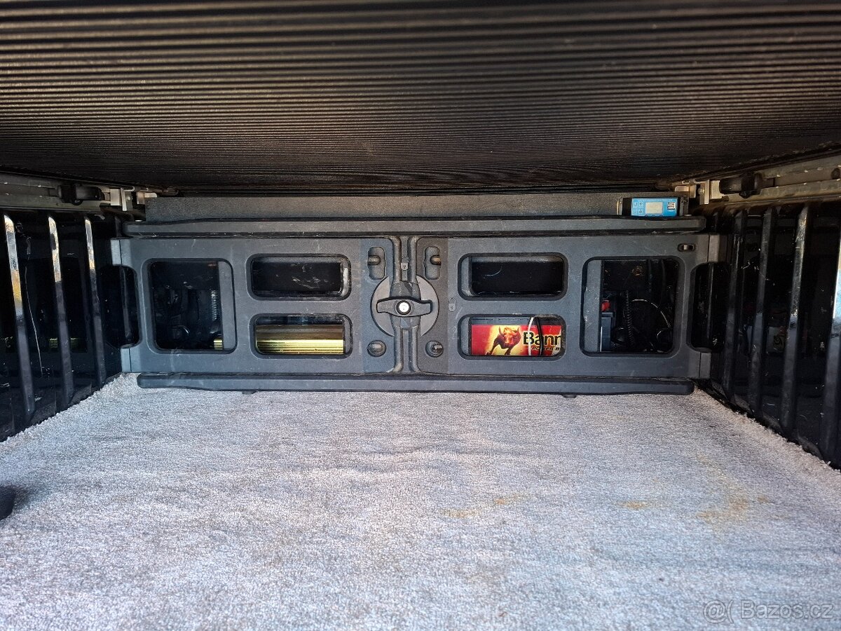 Dodge RAM 1500 5.7 HEMI Laramie - 20