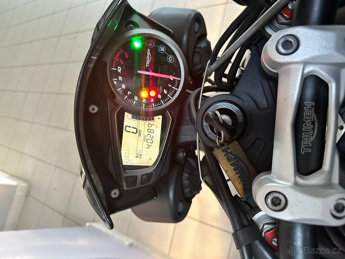 Triumph Speed Triple 1050 - 20