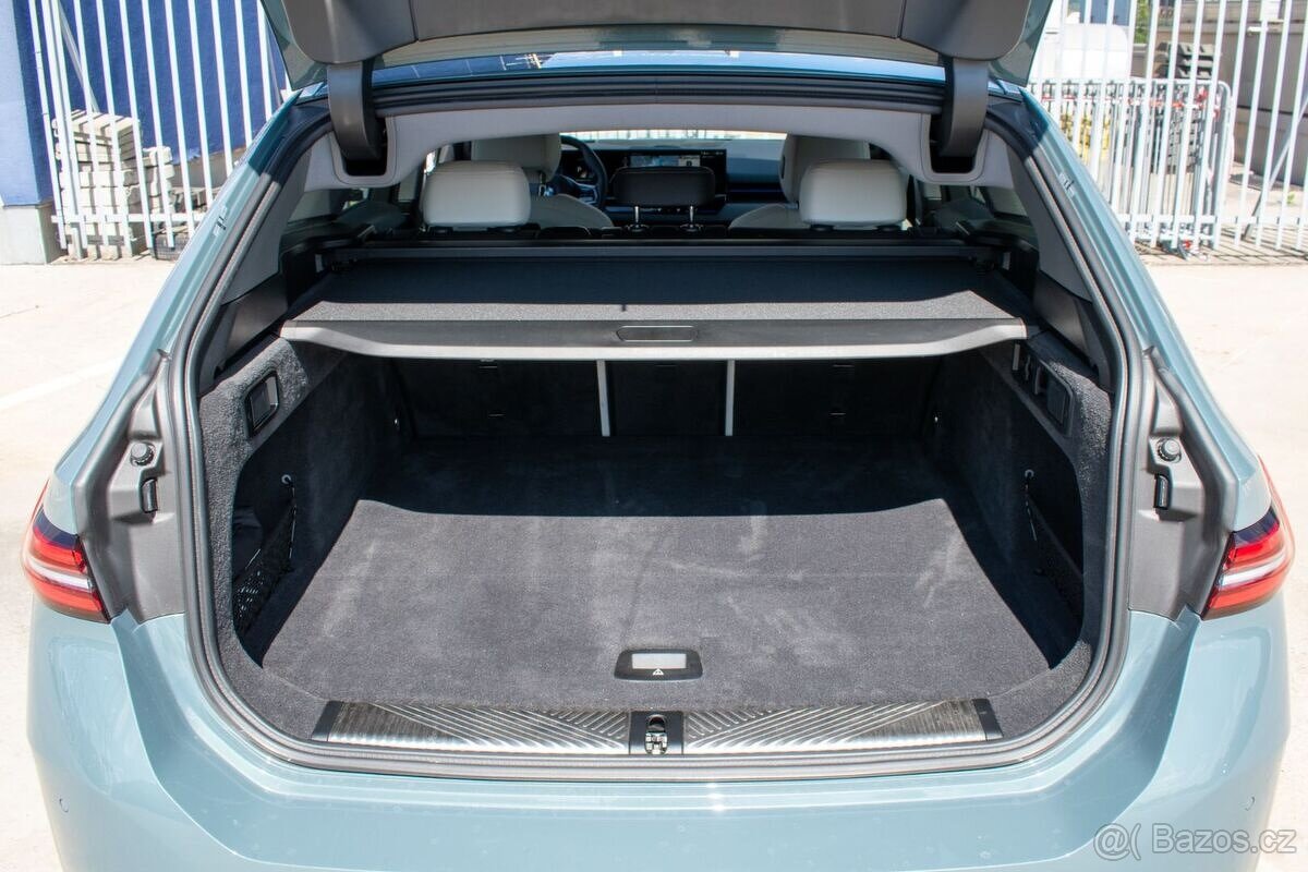 BMW Rad 5 Touring 540d xDrive 210kw v ZÁRUKE - 20