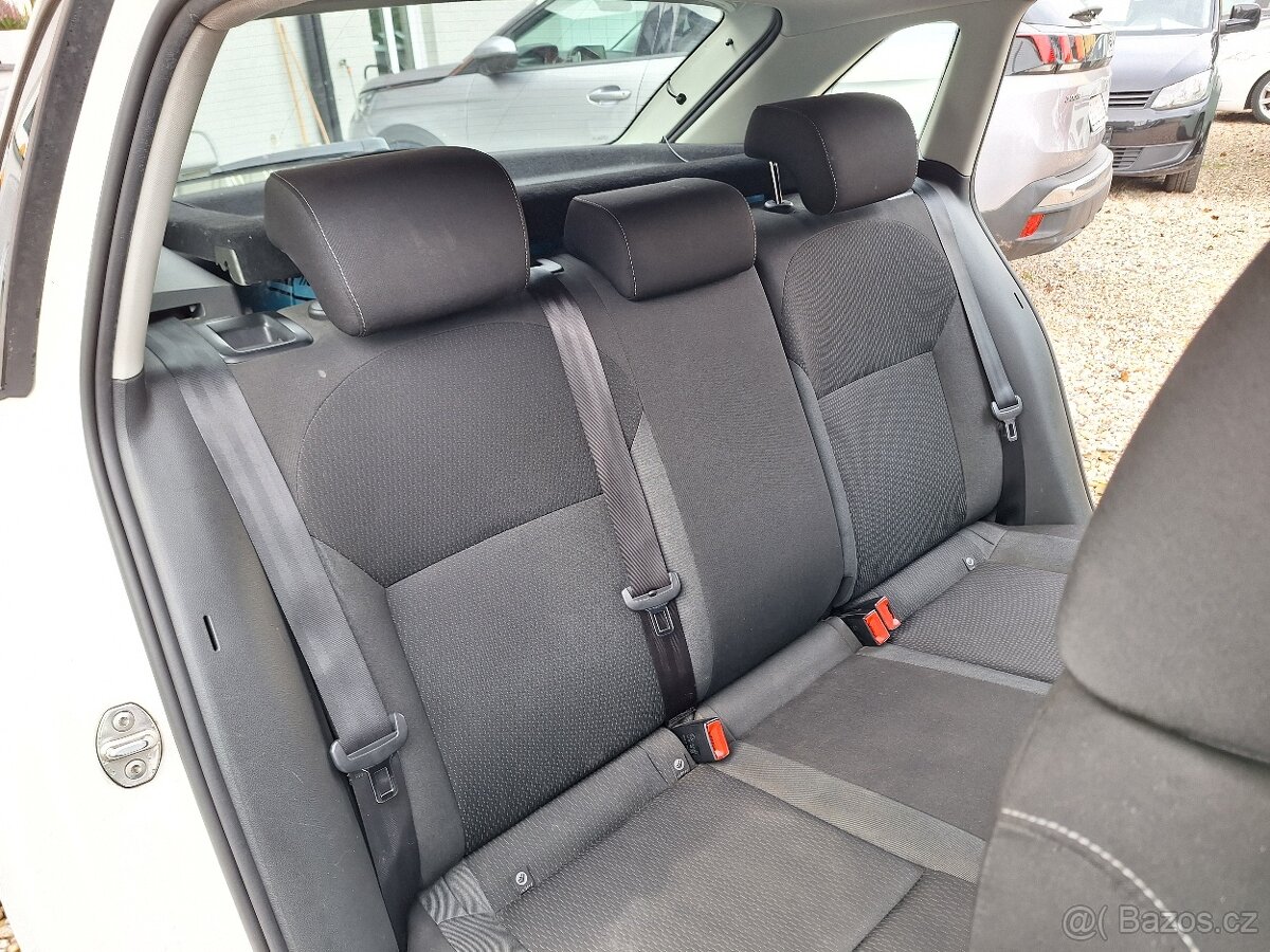 Škoda Rapid 1.4TDi 66KW Ambition, Nové v ČR, +Zim. kola, DPH - 20