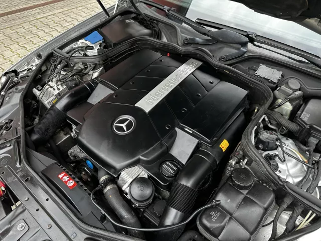 Mercedes-Benz CLS 500 Black ALU R19 306hp 7G Tronic Airmatic - 20