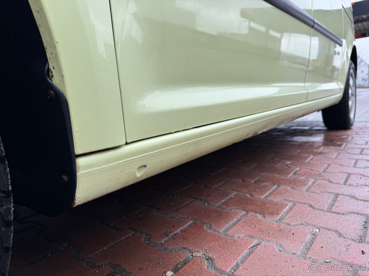 VW Caddy Maxi 1.9 TDI DSG - 20