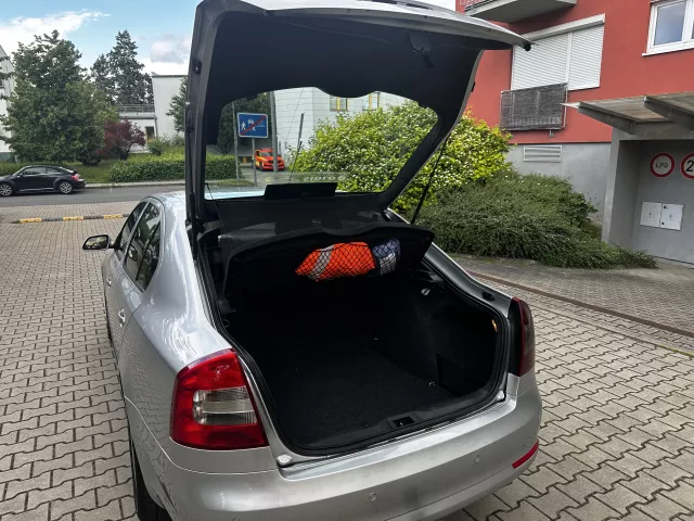 Škoda Octavia II 1.6 16V Facelift Kůže ALU kola Tažné - 20