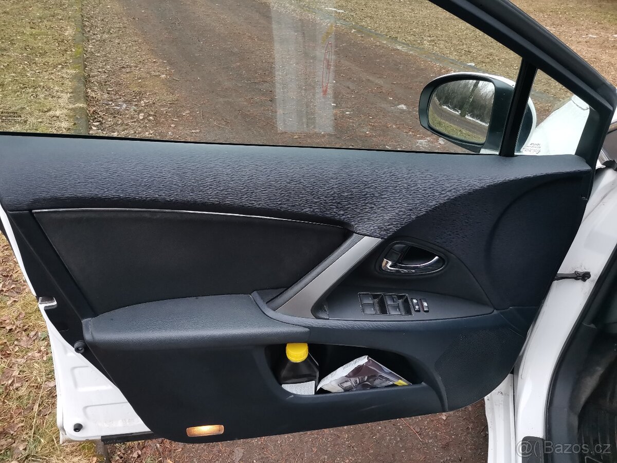 Toyota Avensis 2.0D 91kw - 20