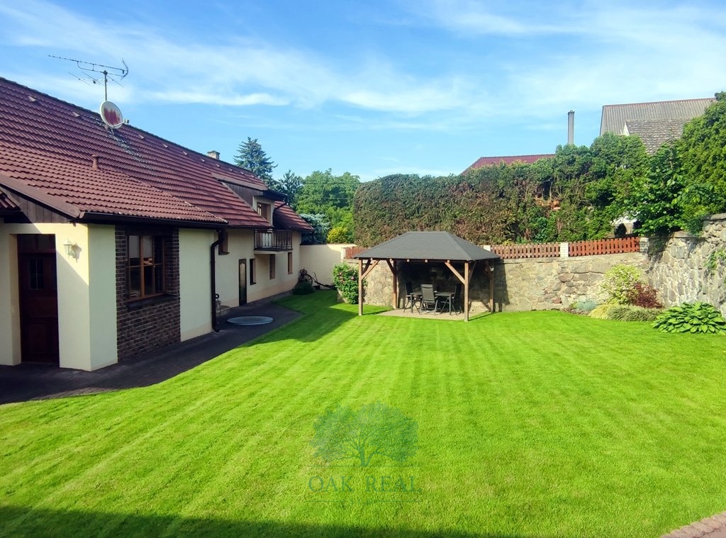 Prodej vícegeneračního domu v Břežanech u Lešan, ev.č. 00272 - 20