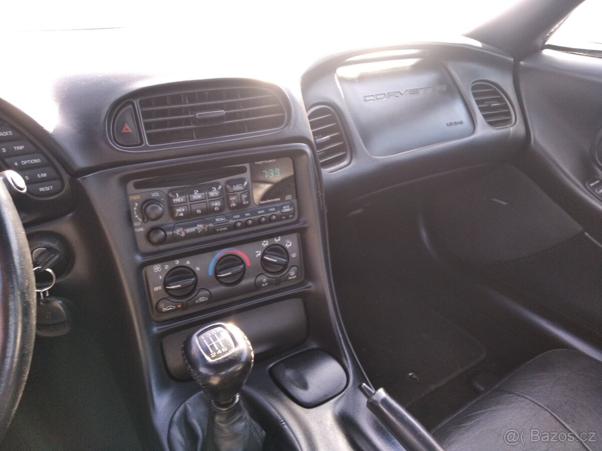 Chevrolet Corvette 5.7 V8 Targa,MANUÁL - 20