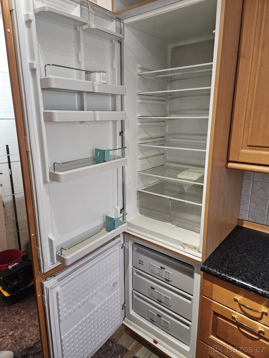 Kuchyňská linka z Německa se spotřebiči - 20
