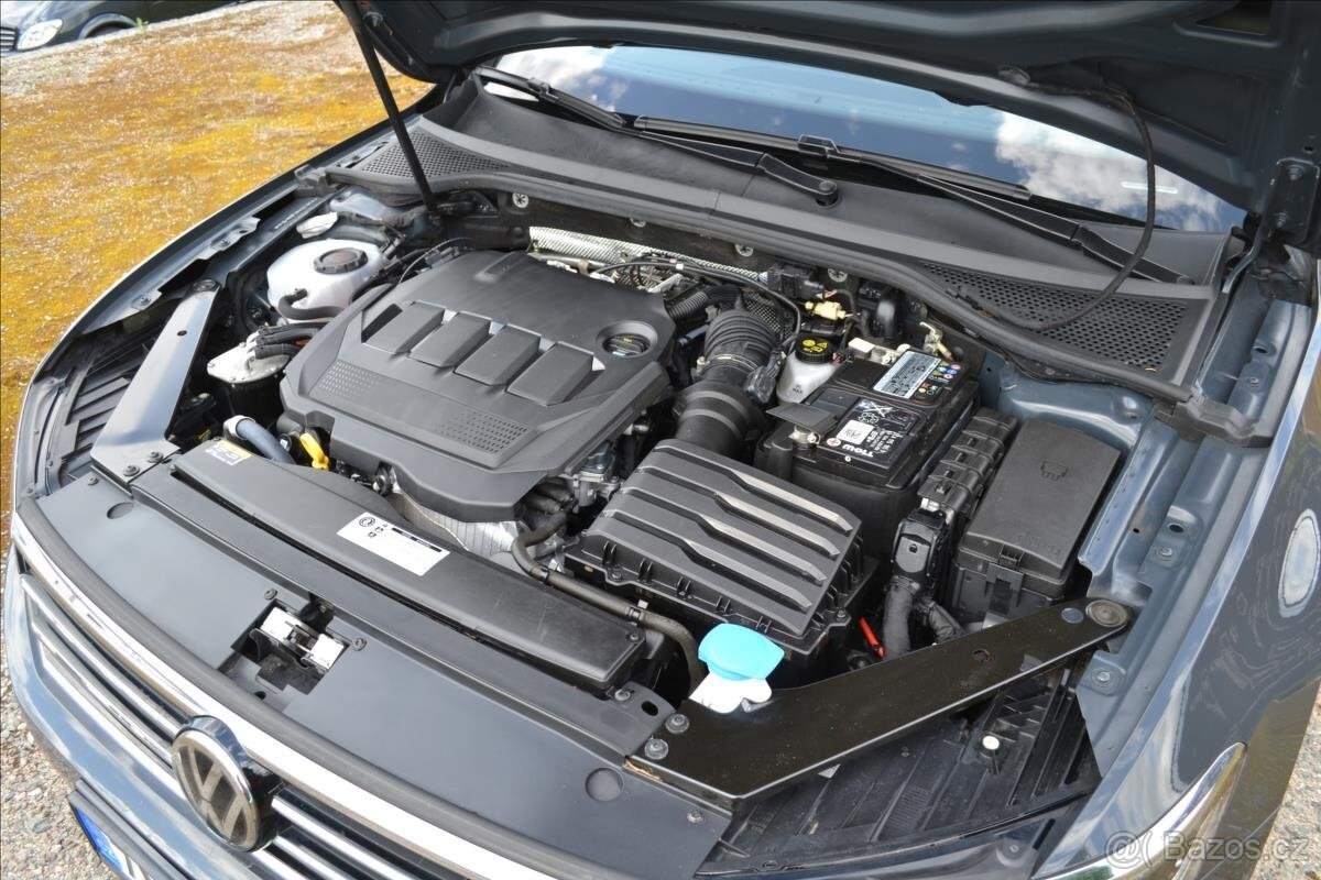 Volkswagen Passat 2.0 TDI DSG FULL LED ACC - 20