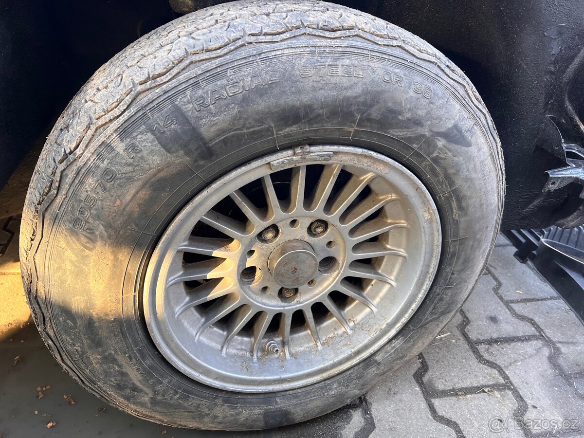 BMW E23 karoserie na kolech + díly - 20