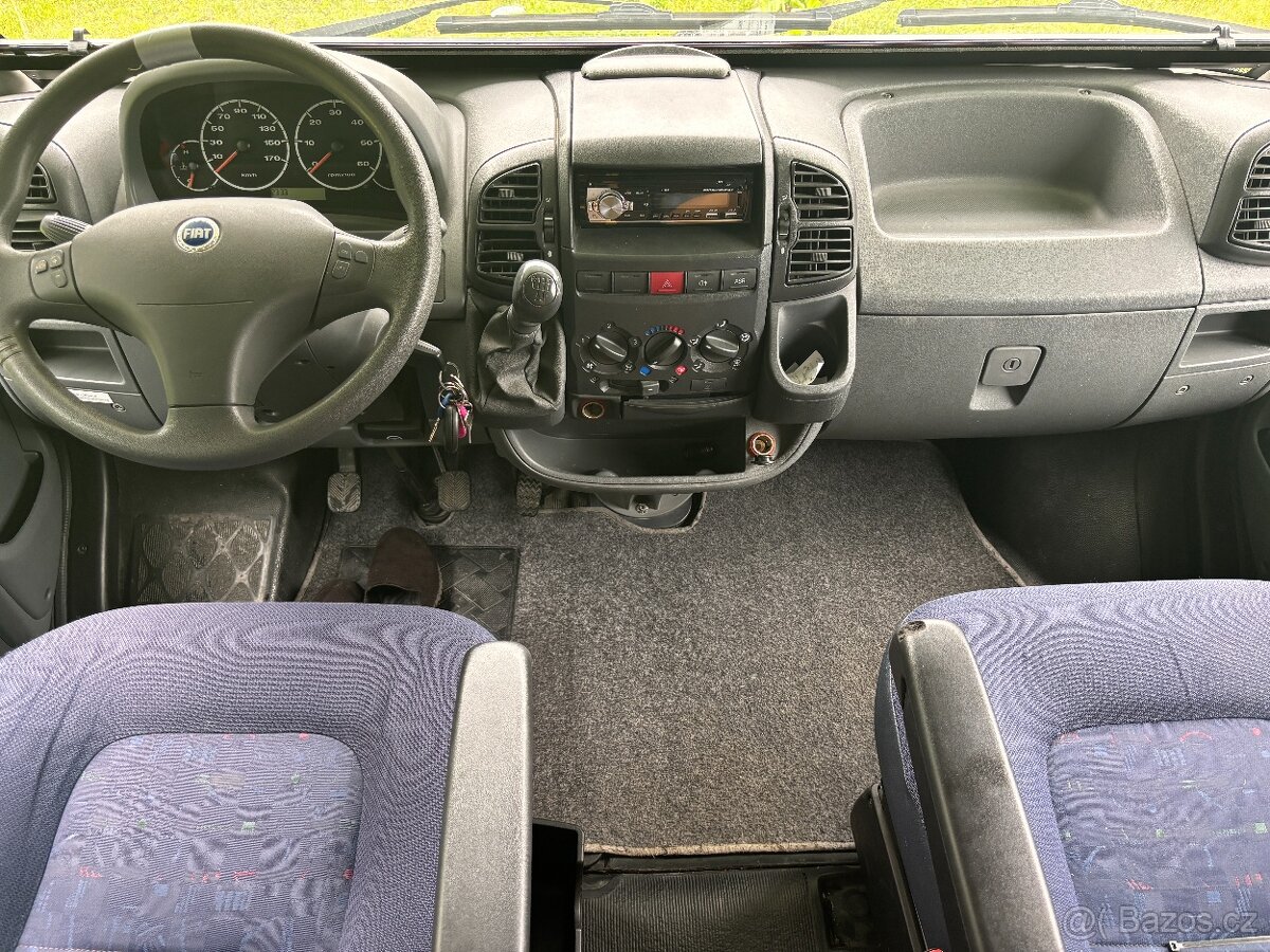 Půjčovna - Pronájem  Obytný automobil /Karavan  VOLNÝ TERMÍN - 20