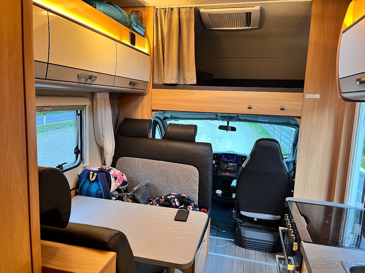 KNAUS TABBERT OBYTNÝ AUTOMOBIL 2.0 HDI 120KW,DIGIKLIMA,1MAJ - 20