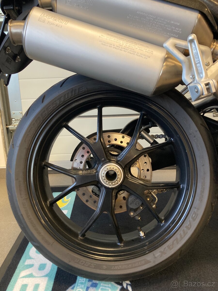 DUCATI Monster S4RS - 20