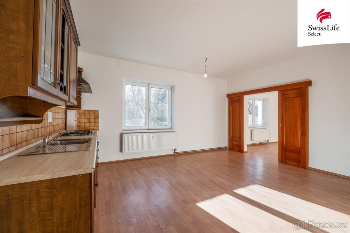 Prodej rodinného domu 196 m2 Na průhonu, Praha - 20