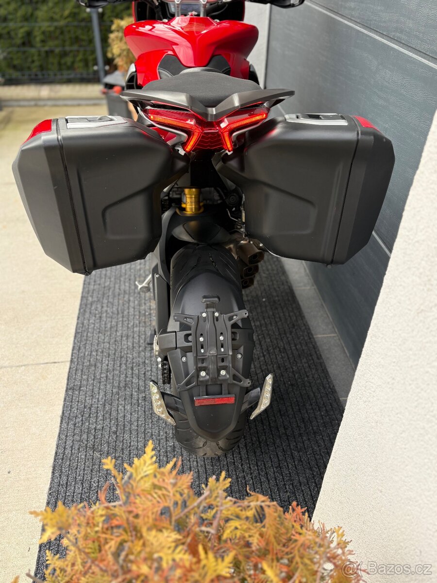 MV Agusta Turismo Veloce 800 - 20