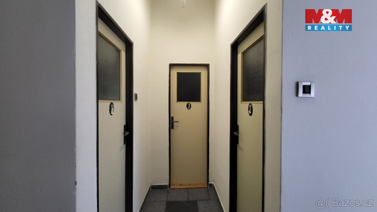 Pronájem kancelářského prostoru, Šternberk, ul. Dvorská - 20