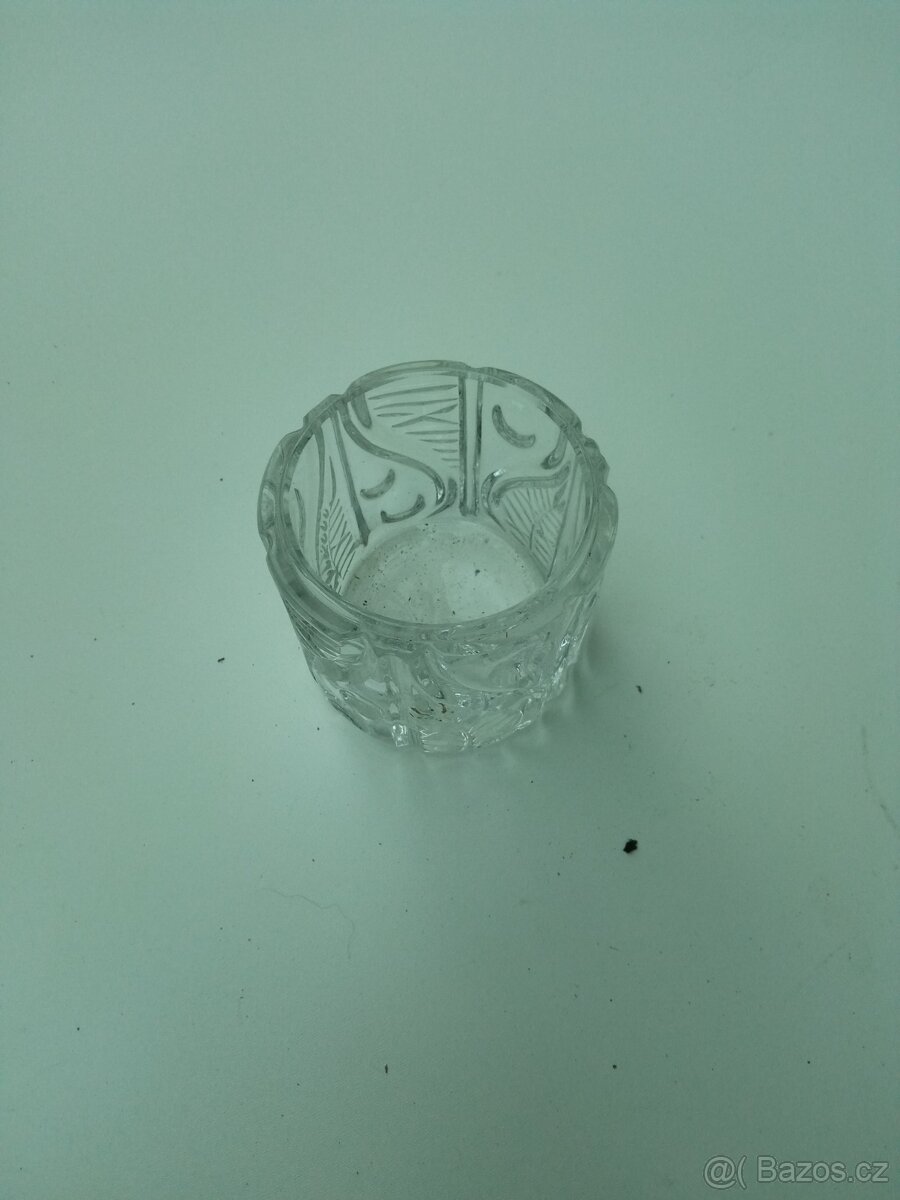 LEVNĚ - Různé broušené sklo - 20