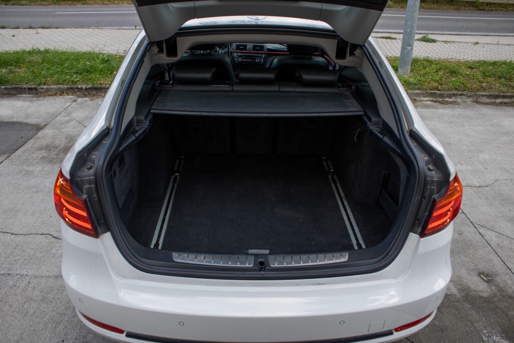 BMW Rad 3 320d GT xDrive A/T - 20