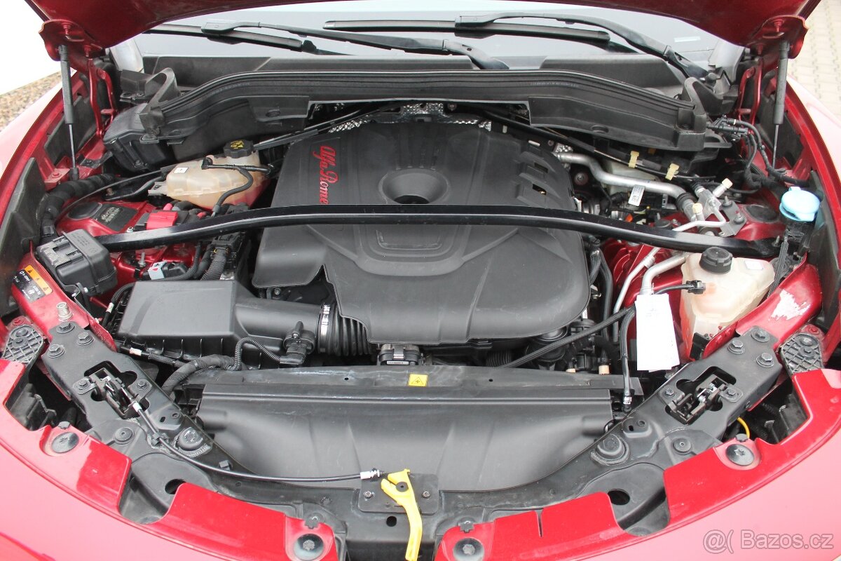 Alfa Romeo Stelvio 2.2JTD 154kW¨Q4¨ACC¨KEYLESS¨KAMERA - 20