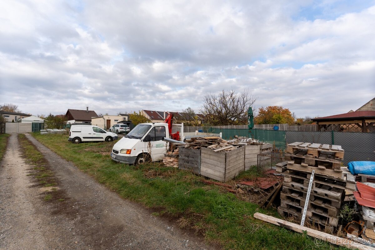 Prodej rodinného domu - 239 m² Měnín, okr. Brno - venkov - 20