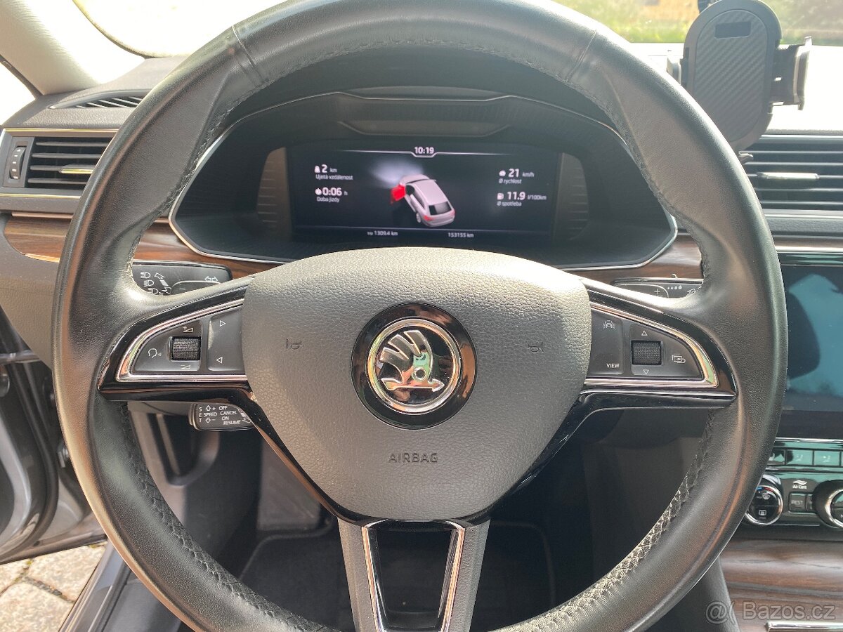 Škoda Superb Scout - 20