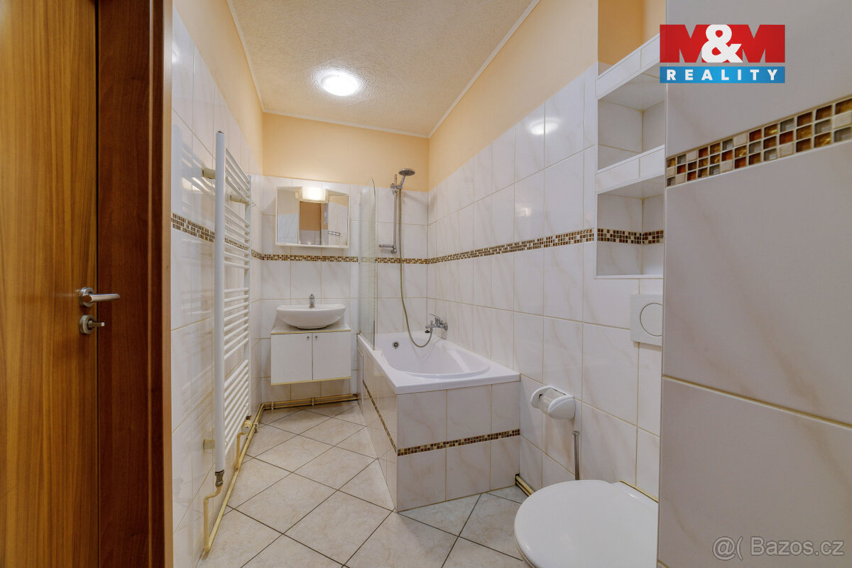 Prodej bytu 3+1, 61 m², Aš, ul. Kamenná - 20