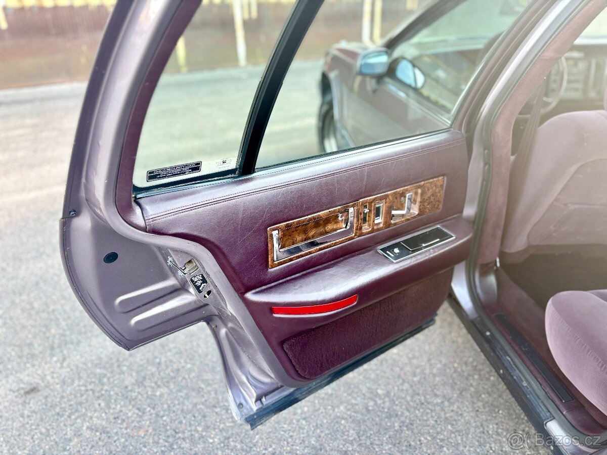 1993 Cadillac Fleetwood Brougham | 5.7 V8 - 20