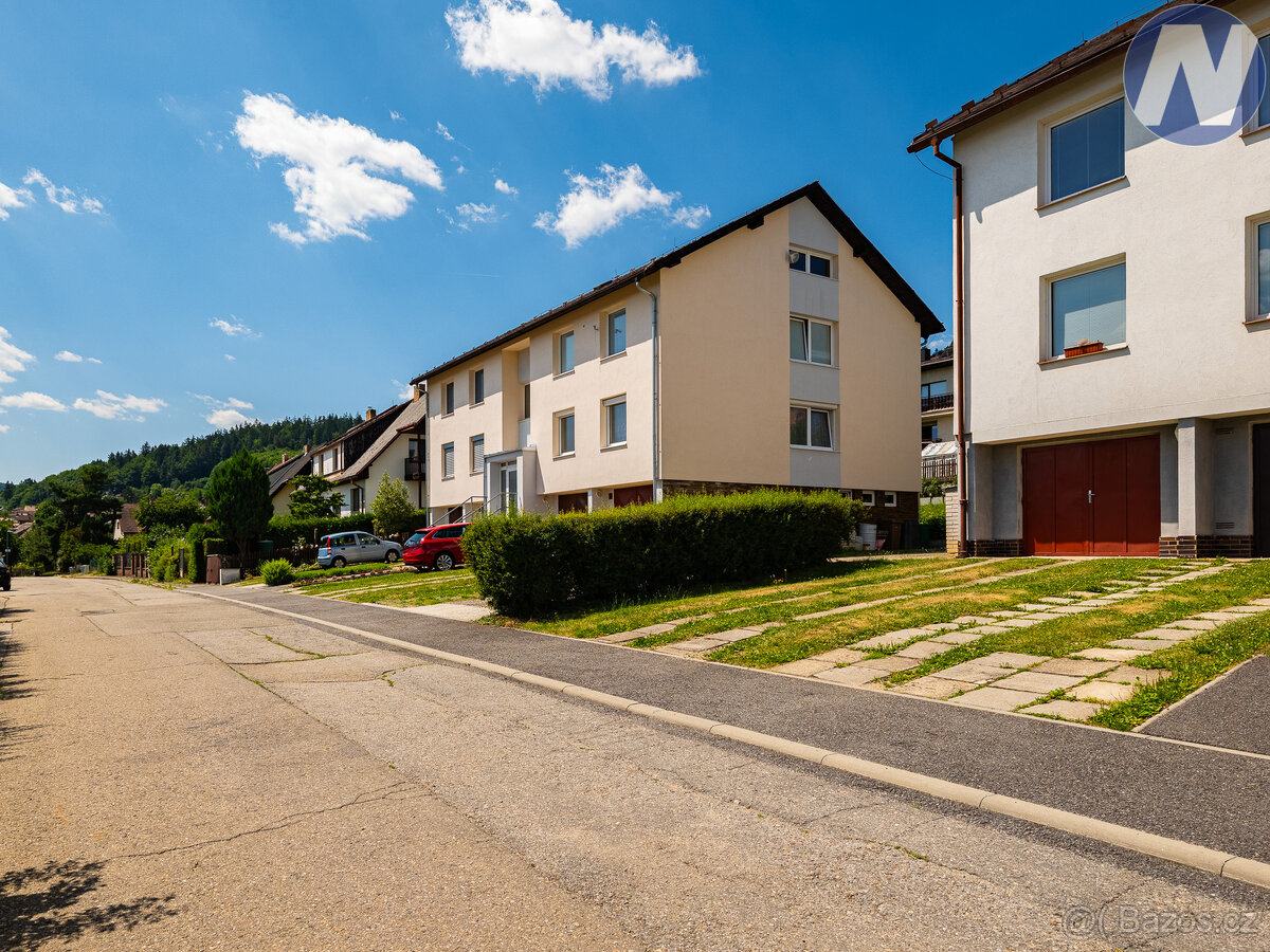 Prachatice, prodej bytu 3+1 s lodžií a garáží - 20