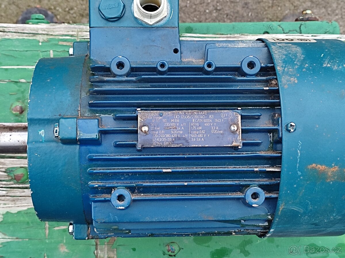 PRODÁM 2 KS ELEKTROMOTOR SIEMENS - 20