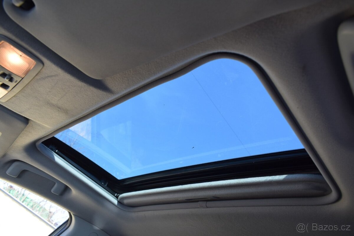 Mitsubishi Outlander 2.0Di-D 4X4/ČR PŮVOD/VÝBAVA/ - 20