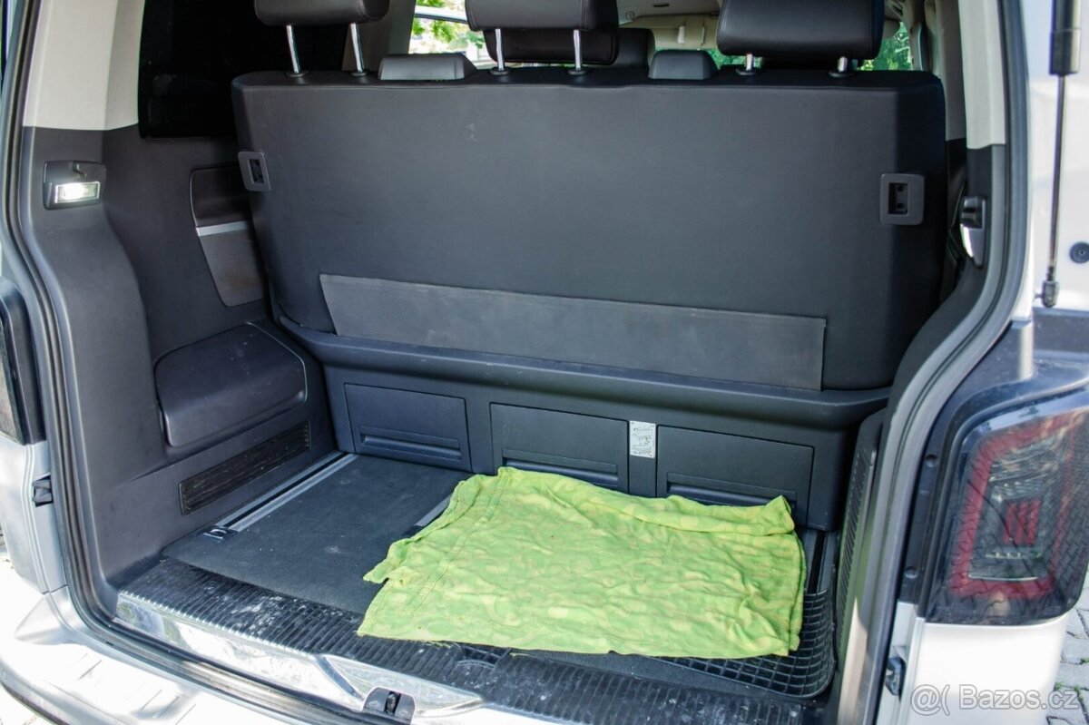 Volkswagen T5 Multivan 2.0 TDi DSG - 20