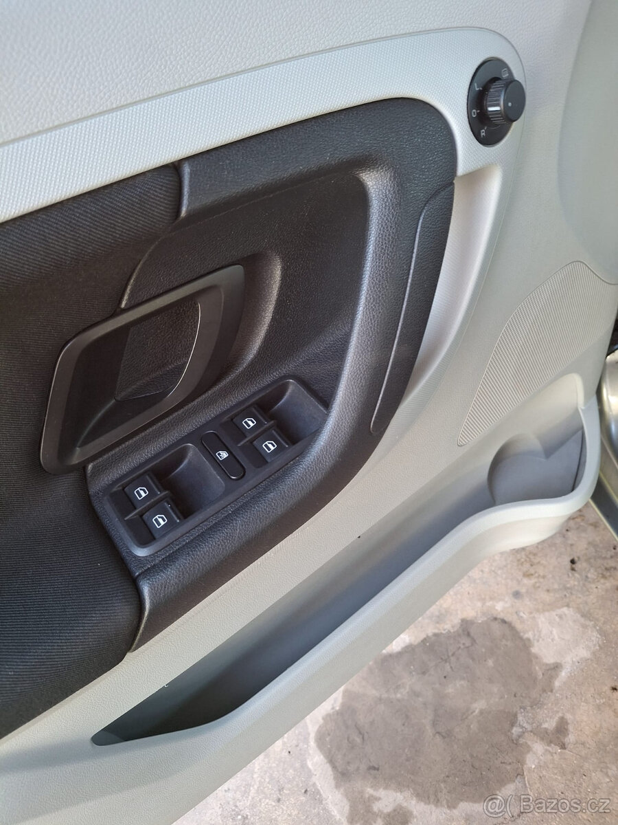 Škoda Roomster 1.2 TSI 77KW 4VÁLEC - 20