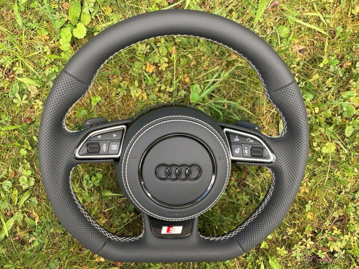 VYHRIVANY AUDI VOLANT - ZREZANY - PERFOROVANA KUZE - 20