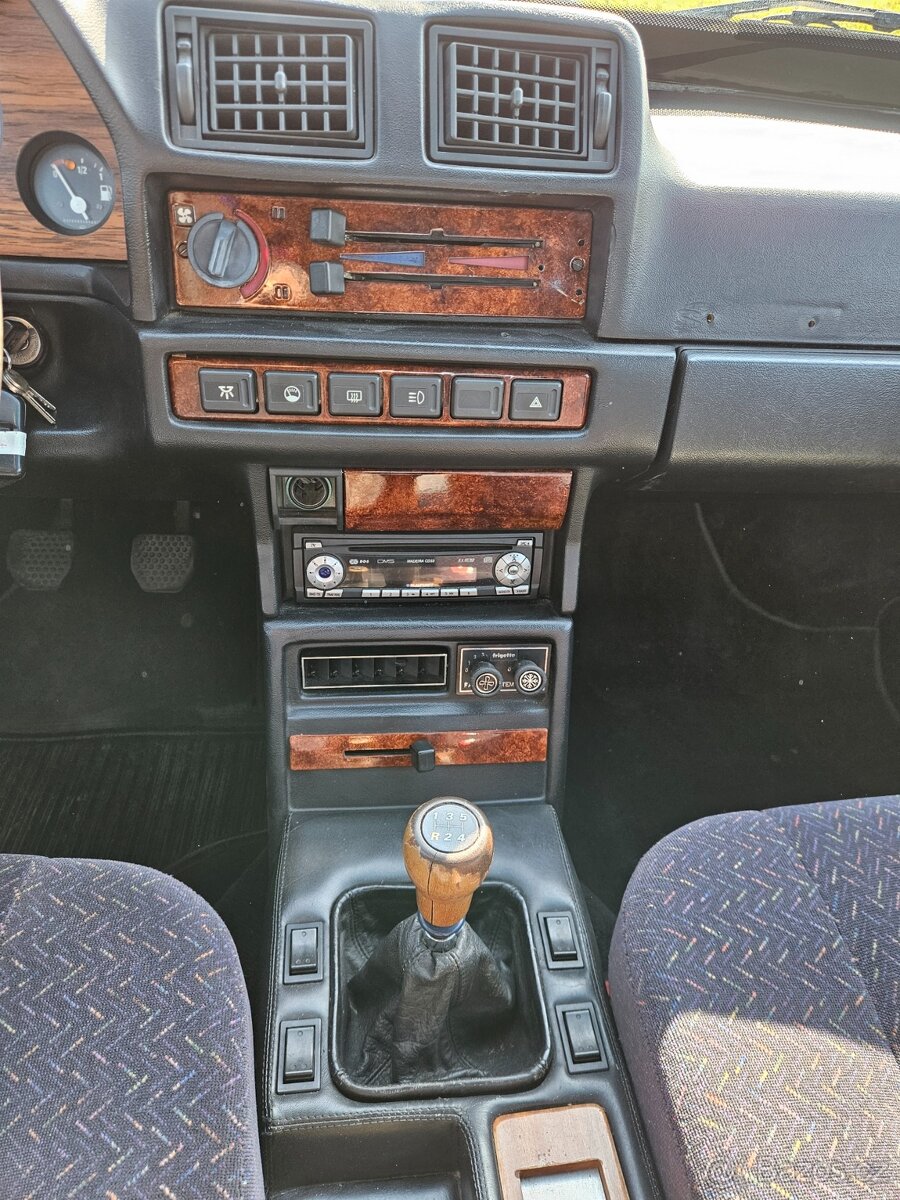 Tatra 613/4 Mi Long - 20