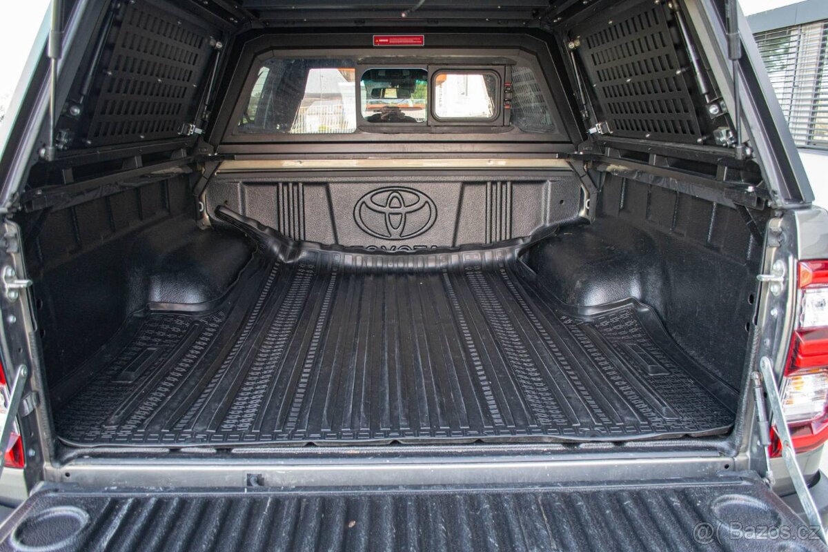 Toyota Hilux DC 2.8 I D-4D Invincible 4x4 A/T - 20