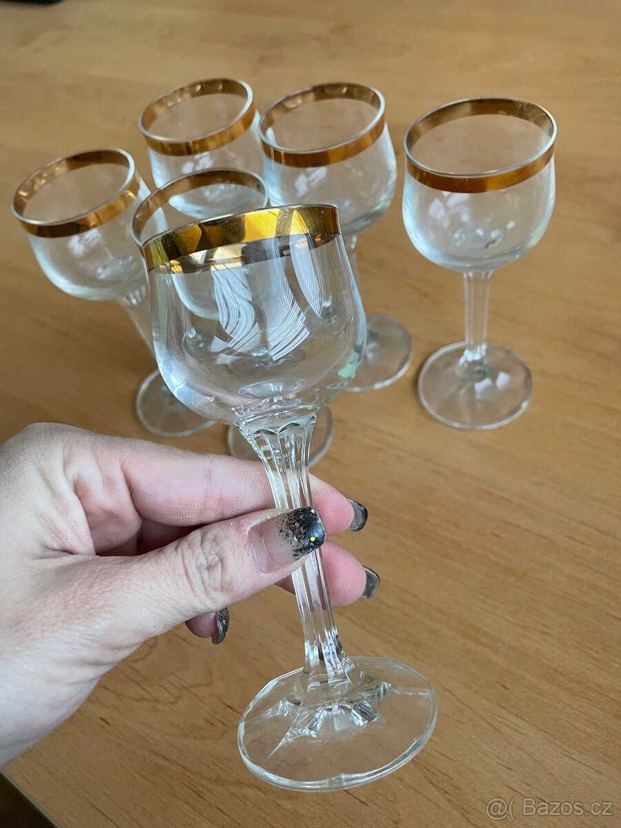 Porcelán, sklo - 20