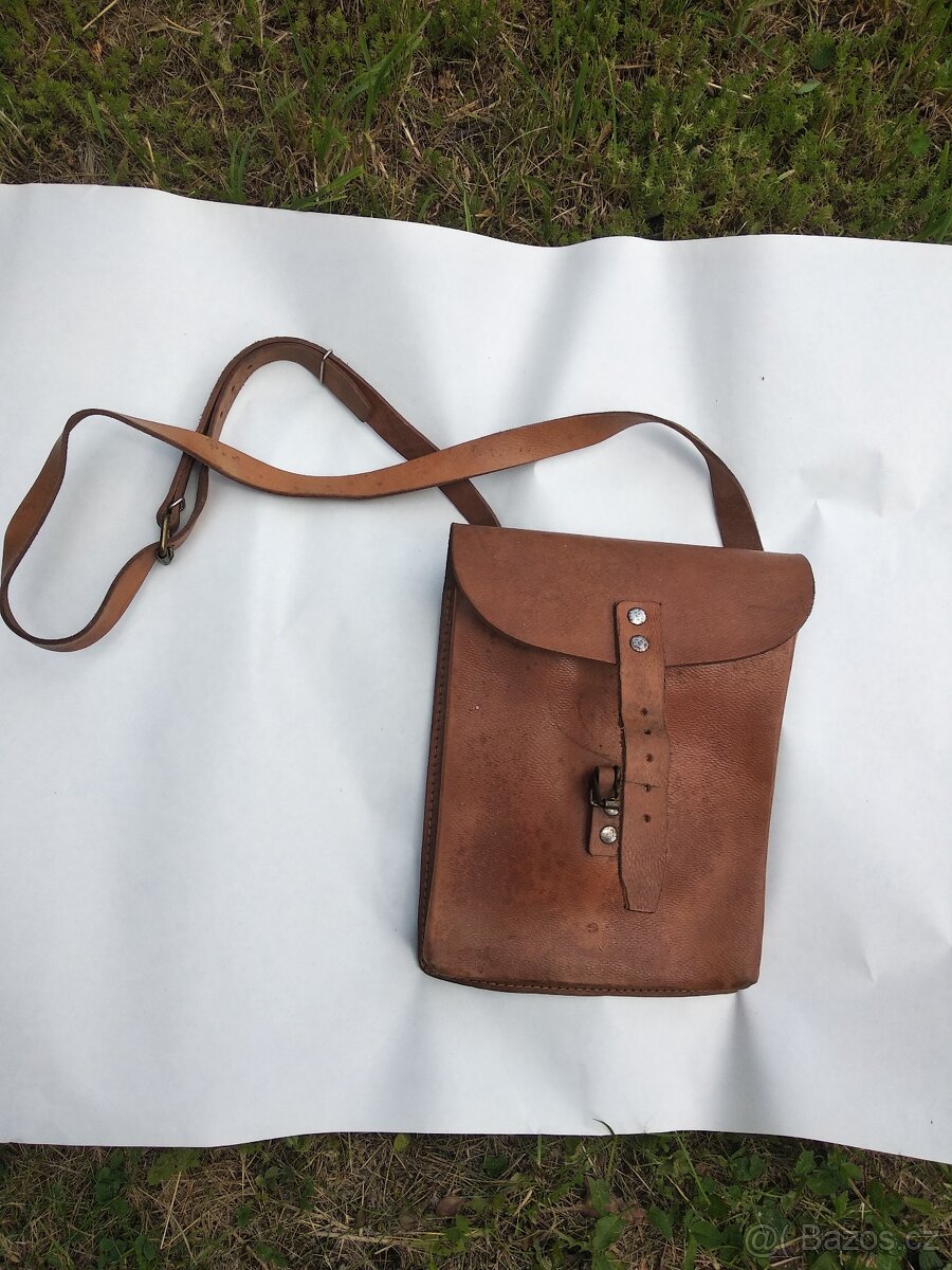 Brasna-pro prislusniky CSR-SNB-60-ta leta. - 20