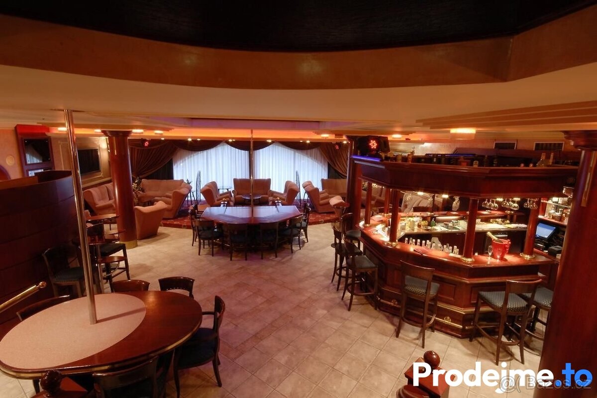 Prodej komerční nemovitosti 824 m2 - Chvalovice, ev.č. 01241 - 20