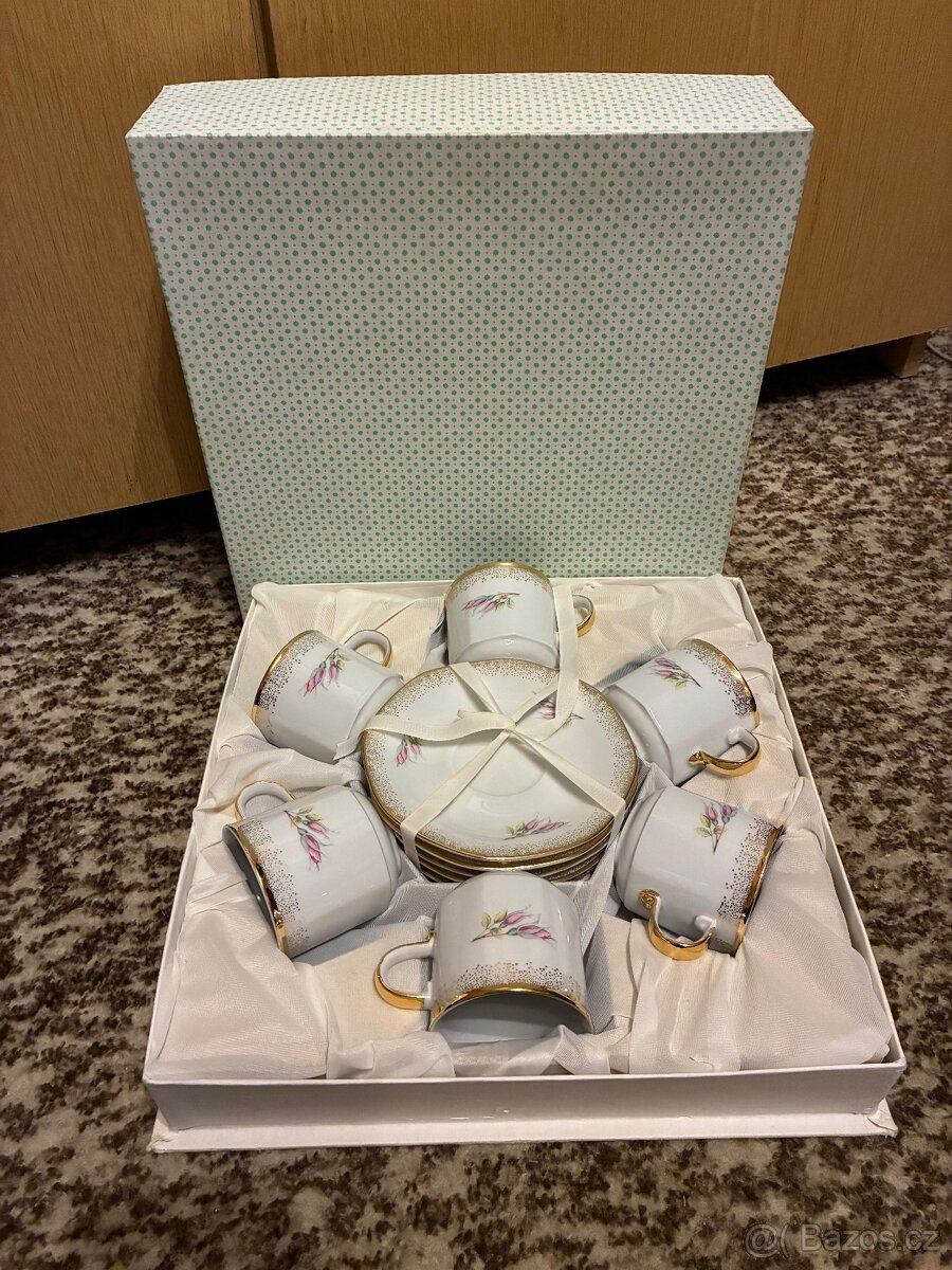 Skleněné a keramické nádobí - 20